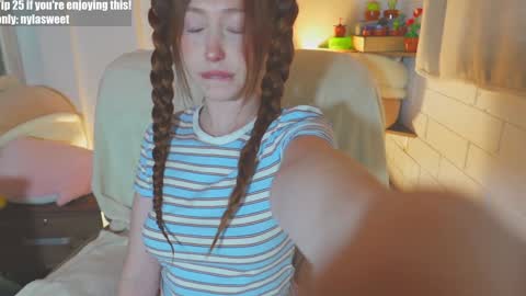 of Nylasweet online show from 10-10-25, 04:00