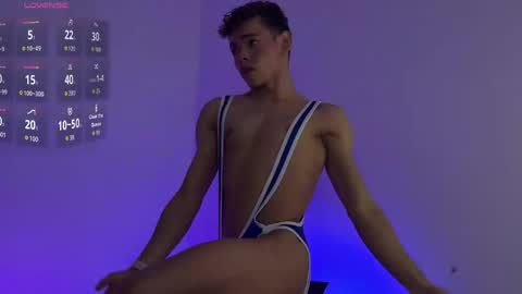 Nijinsky online show from 06-07-26, 11:14