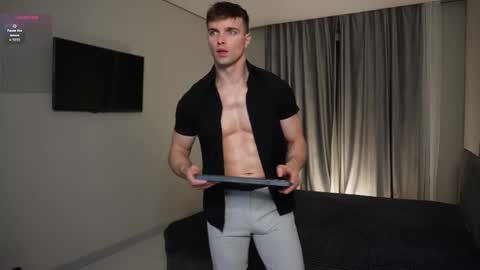 Snapshot of nik_sharp chatting on 02-25-26, 04:16 Nik online show from 02-25-26, 04:16