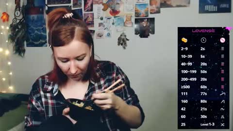 Snapshot of nika_fuchs chatting on 12-21-25, 02:19 Nika online show from 12-21-25, 02:19