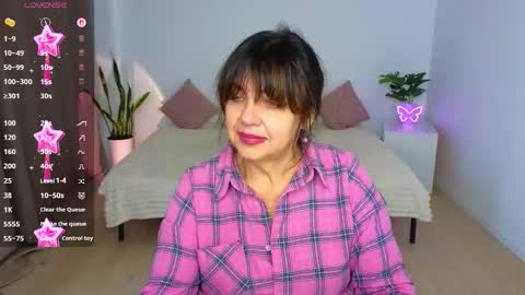 Snapshot of nika_light chatting on 12-03-25, 12:25 Nika light online show from 12-03-25, 12:25
