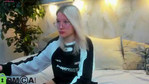 Nika Sm online show from 08-06-26, 09:22