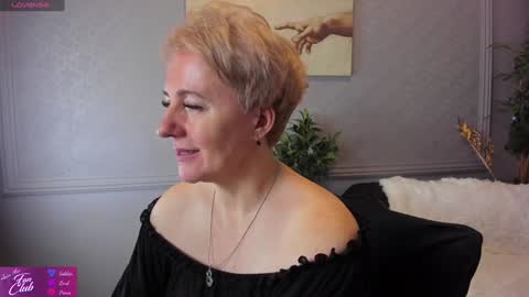 Nika online show from 12-22-24, 08:38