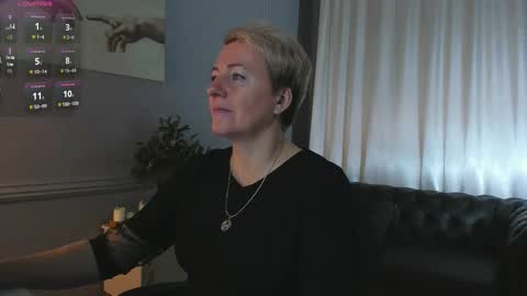 Snapshot of nika_smit chatting on 10-04-25, 05:16 Nika online show from 10-04-25, 05:16