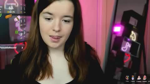 Snapshot of nika_still chatting on 11-11-25, 02:28 Little Angel online show from 11-11-25, 02:28