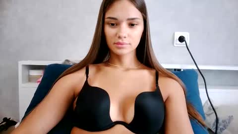 Nika online show from 03-28-26, 08:58