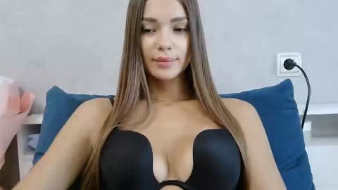 Nika online show from 06-11-26, 05:38