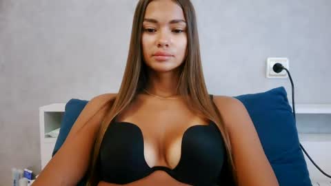 Snapshot of nika_verona1 chatting on 08-07-26, 06:15 Nika online show from 08-07-26, 06:15