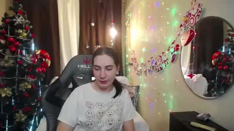 nikastarkk online show from 12-17-24, 03:28