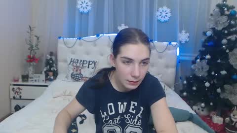 nikastarkk online show from 12-19-24, 11:25