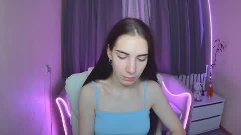 nikastarkk online show from 11-12-25, 07:46