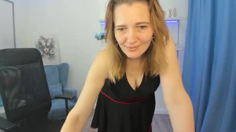 nikastraitlive online show from 11-05-25, 08:09