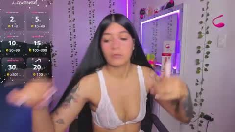 Niki online show from 06-21-26, 05:04