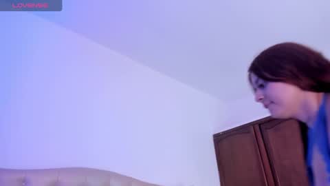 Snapshot of nikiibrooks chatting on 12-02-24, 01:03 Niikii online show from 12-02-24, 01:03