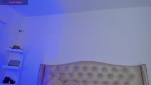 Snapshot of nikiibrooks chatting on 01-23-25, 01:30 Niikii online show from 01-23-25, 01:30