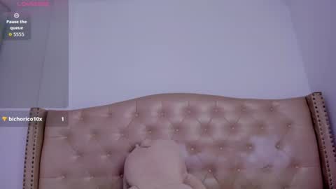 Snapshot of nikiibrooks chatting on 06-11-26, 11:03 Niikii online show from 06-11-26, 11:03