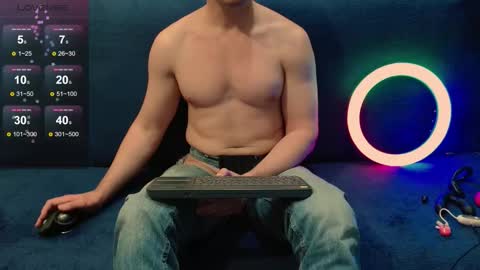 Snapshot of nikitin21 chatting on 11-20-25, 02:12 Sasha online show from 11-20-25, 02:12