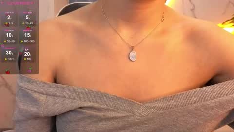 Snapshot of nikka_tx chatting on 02-26-26, 12:59 Online 2200 to 600 online show from 02-26-26, 12:59