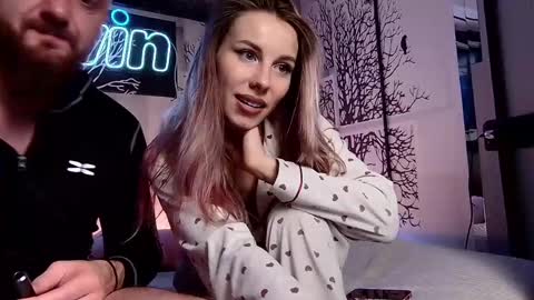 nikki7377 online show from 03-12-25, 11:20