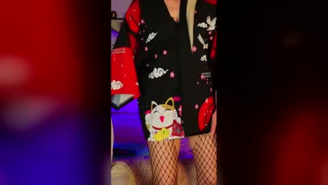 Kitty Chatte online show from 05-10-26, 12:43