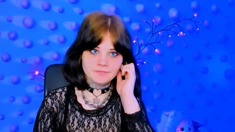 nikki_kiss_ online show from 04-30-26, 09:04