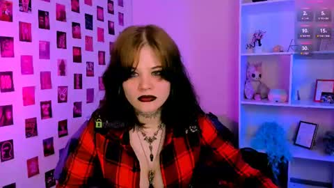 Snapshot of nikki_kiss_ chatting on 06-28-26, 08:31 nikki_kiss_ online show from 06-28-26, 08:31