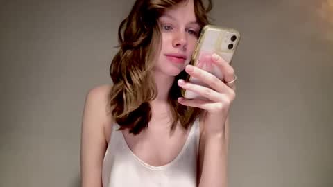 Nikki online show from 12-22-24, 10:06