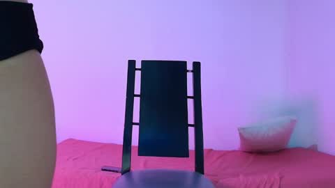 nikki_uwu online show from 05-07-26, 08:25