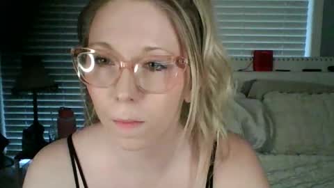 Snapshot of nikkib653466 chatting on 03-05-26, 11:23 nikkib653466 online show from 03-05-26, 11:23