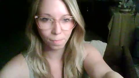 Snapshot of nikkib653466 chatting on 03-27-26, 11:59 nikkib653466 online show from 03-27-26, 11:59