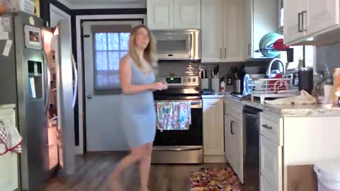 nikkib653466 online show from 05-07-26, 05:29