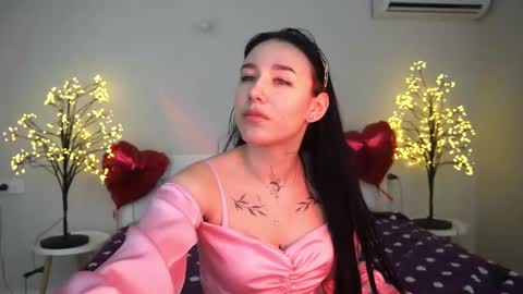 Nikki online show from 03-08-25, 07:31