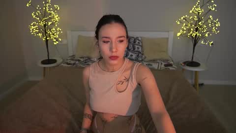 Nikki online show from 11-23-25, 06:46