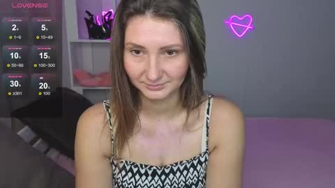 Snapshot of nikkikiss__ chatting on 10-17-25, 02:15 nikkikiss__ online show from 10-17-25, 02:15