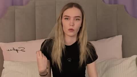 nikkilane11 online show from 04-11-26, 03:05