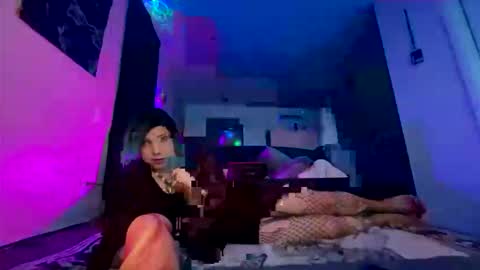 Nikki Neverland online show from 04-27-26, 09:51