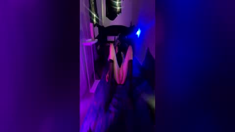 Nikki Neverland online show from 06-19-26, 06:45