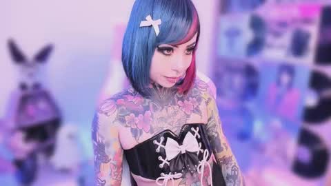 Nikki Ramone   online show from 11-07-25, 09:59