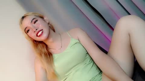 Snapshot of nikkita_hudson chatting on 07-18-26, 05:55 nikkita_hudson online show from 07-18-26, 05:55