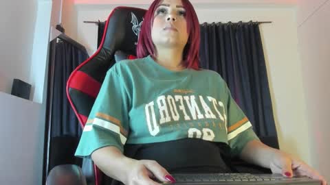   online show from 11-19-25, 04:34