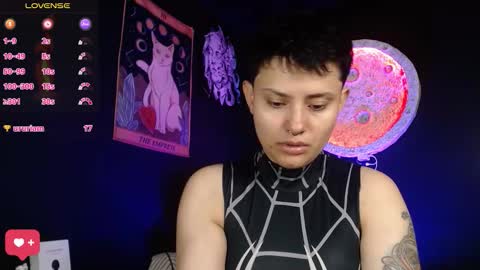 Nikky online show from 11-15-25, 02:02