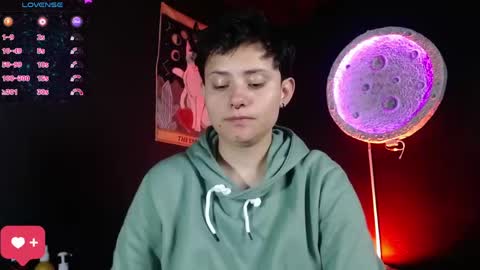 Nikky online show from 05-12-26, 02:58