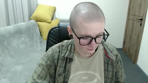 nikkysnow online show from 09-12-25, 08:03