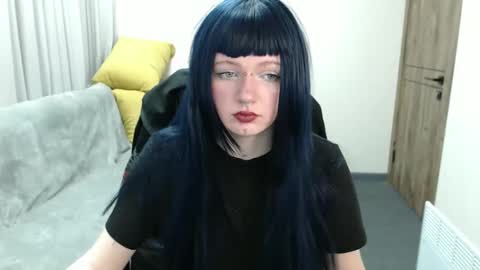 nikkysnow online show from 11-05-25, 09:20