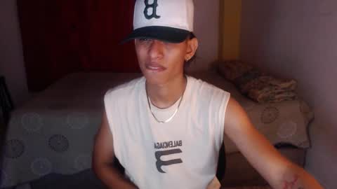 Snapshot of niklaus_wolf chatting on 10-30-25, 02:35 niklaus_wolf online show from 10-30-25, 02:35