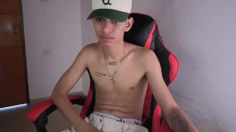 niklaus_wolf online show from 05-10-26, 08:14
