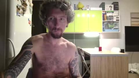 niknik39 online show from 11-02-25, 10:45