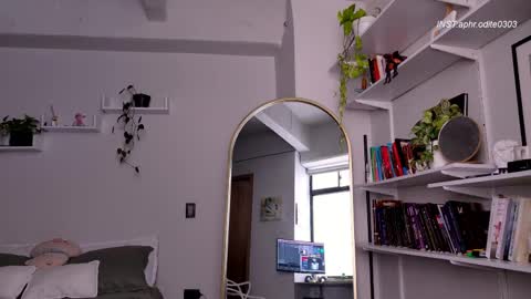 Nicole cam online show from 04-12-26, 12:54