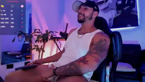 Snapshot of nikolahank1 chatting on 07-31-26, 05:07 Nikola Hank online show from 07-31-26, 05:07