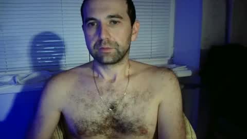 Snapshot of nikolas_vaz chatting on 01-12-25, 09:40 nikolas_vaz online show from 01-12-25, 09:40